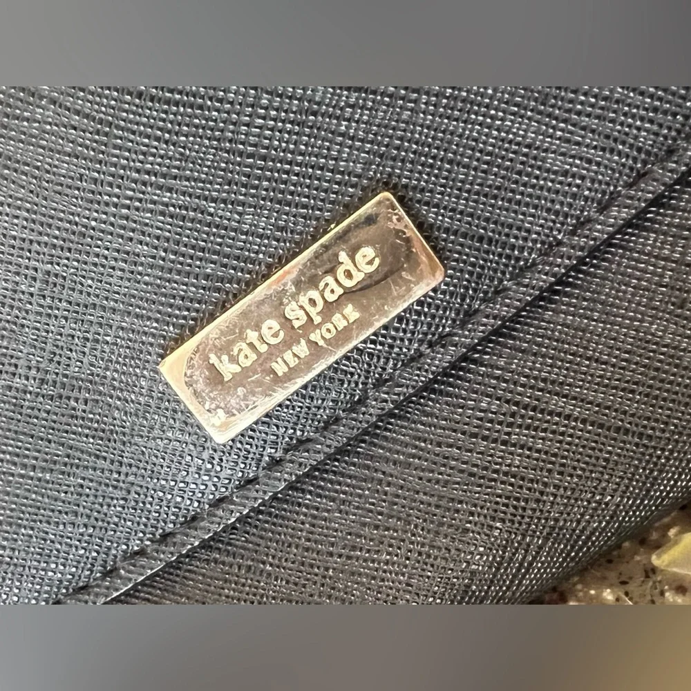 Kate Spade Black Laurel Way Iphone Wristlet Wallet | Leather Passport Travel